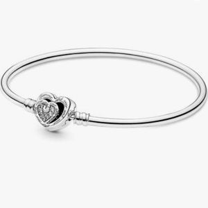 Pandora Limited Edition Pandora Moments Entwined Infinite Hearts Clasp Bangle
